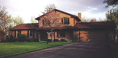 2nd image of 1251 Meadowwood Dr