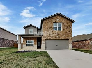1126 Treeta Trl, Kyle, TX 78640