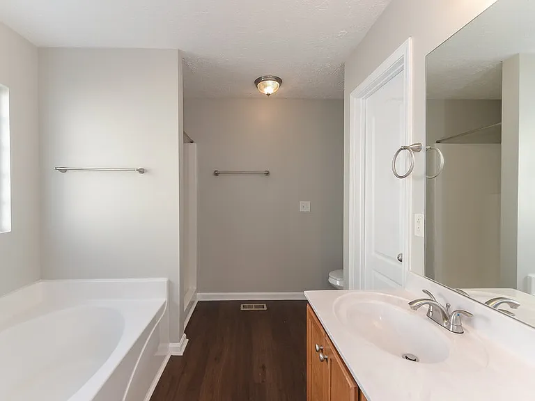 2816 Windcrest Trl — Photo 9