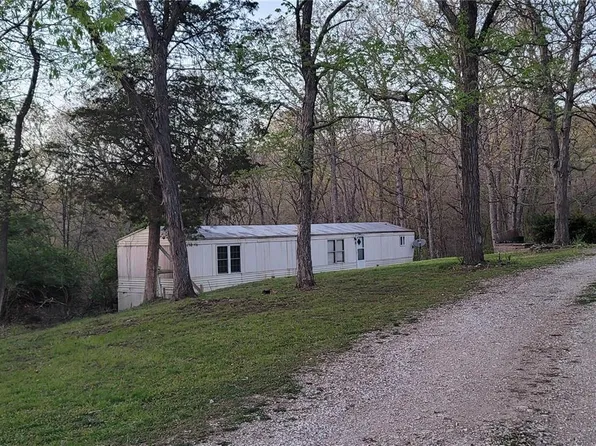 3919 Southridge Trl, Byrnes Mill, MO 63051