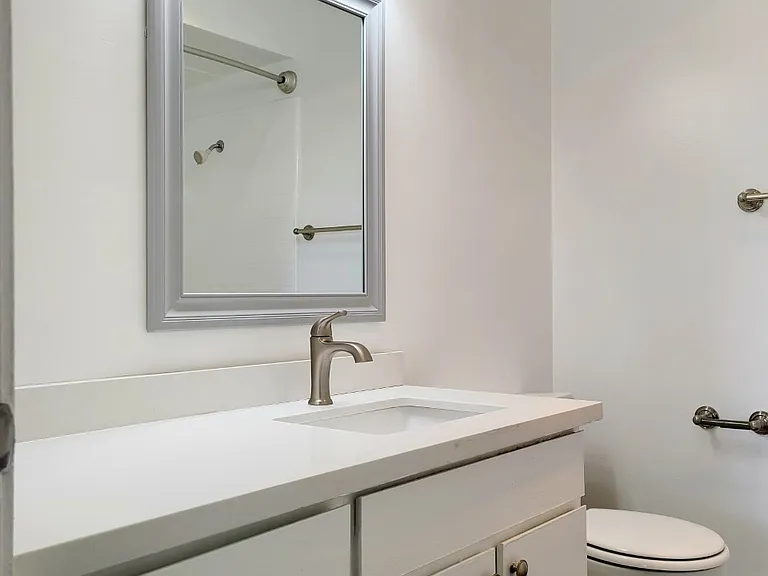 Annandale Terrace Apartments — Photo 14