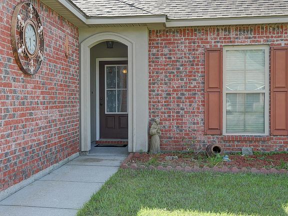 2nd image of 1112 Bridgetowne Ln