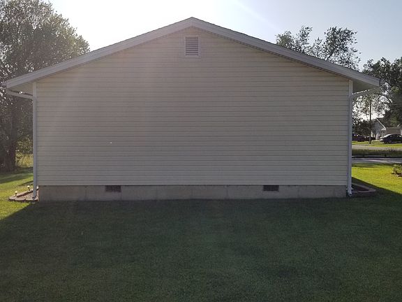 4th image of 1001 Locust St