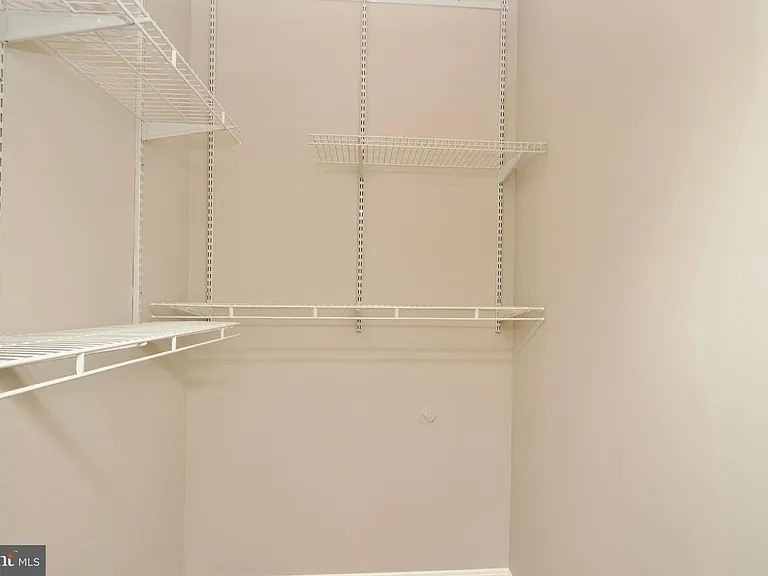 2324 Henshaw Pl #3 — Photo 19