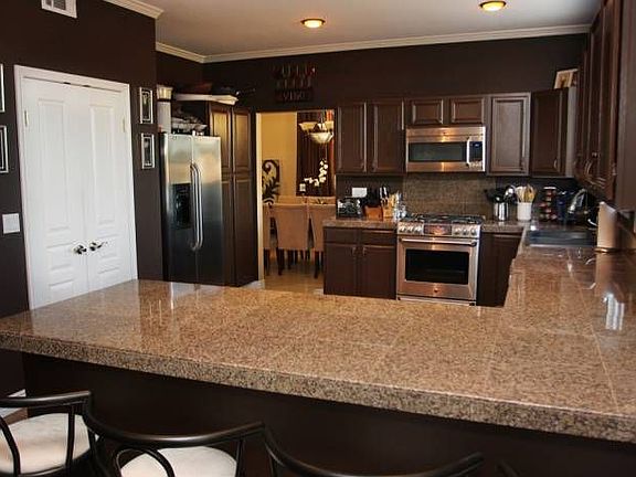 3rd image of 5130 Brittany Ct