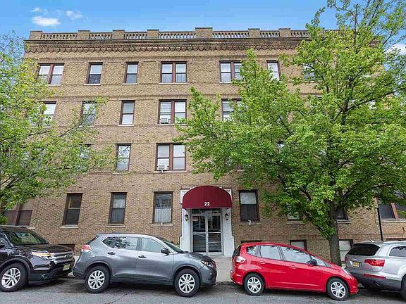 2nd image of 22 73rd St APT 12