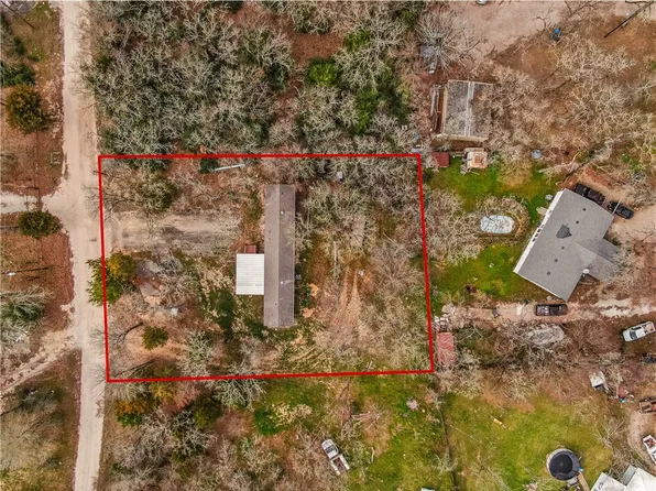 10487 That Way, Bryan, TX 77807