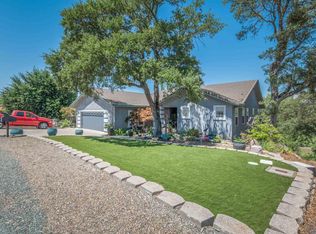 2049 Greenbriar Rd, Valley Springs, CA 95252
