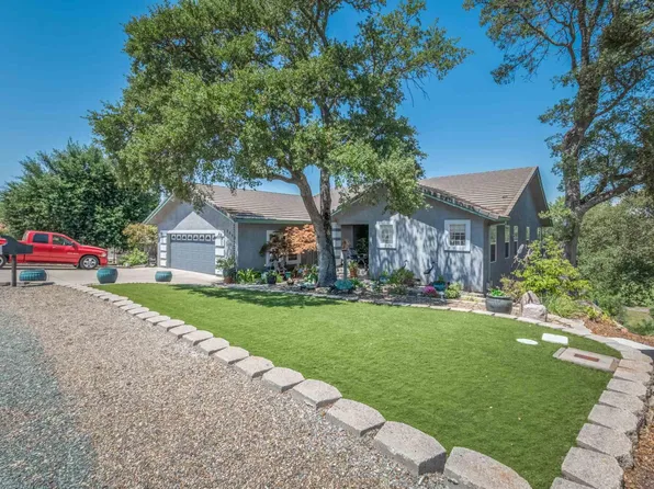 2049 Greenbriar Rd, Valley Springs, CA 95252