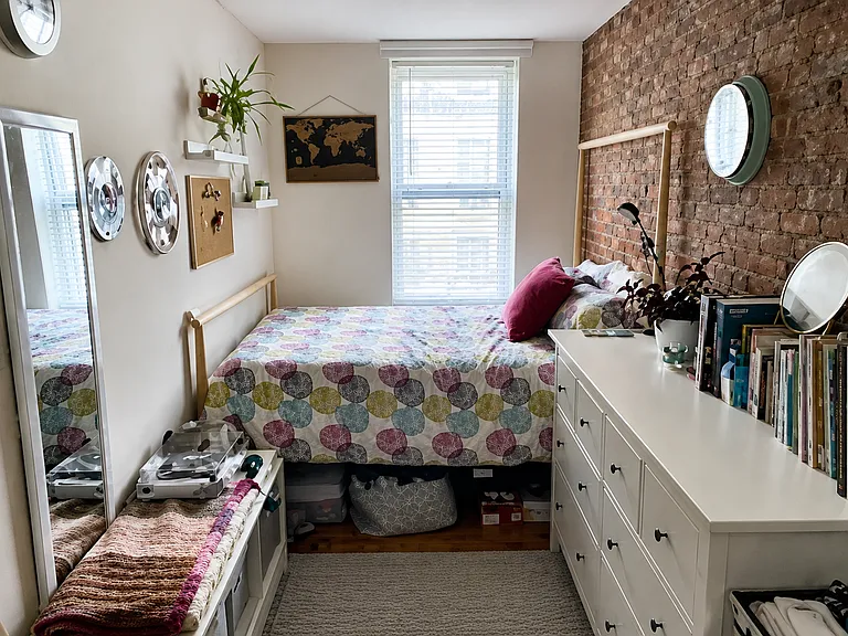 191 Montgomery St #2 — Photo 4