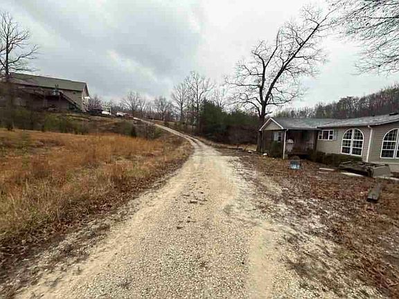 4th image of 253 Ohair Rd