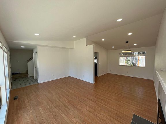 3rd image of 12206 NE 139th Pl