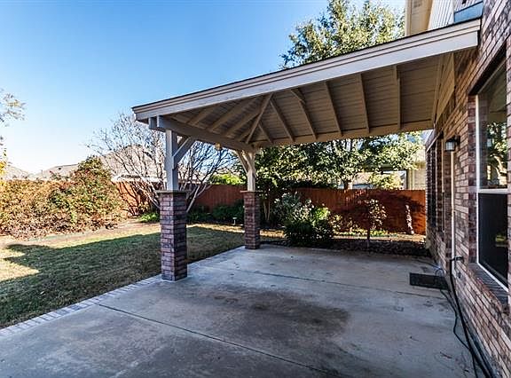 3rd image of 1430 McClure Dr