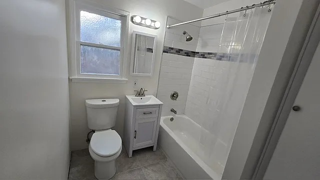 264 Lincoln Ave — Photo 5