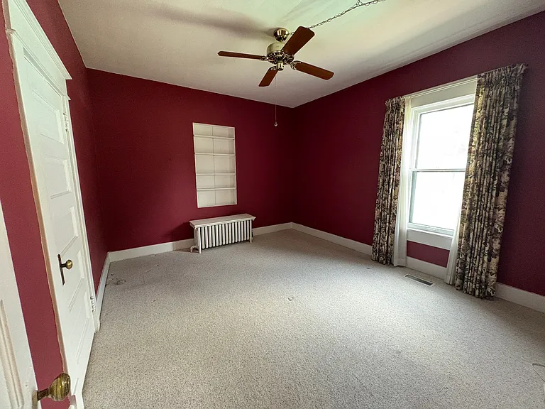 1210 N Vermilion St #1 — Photo 10