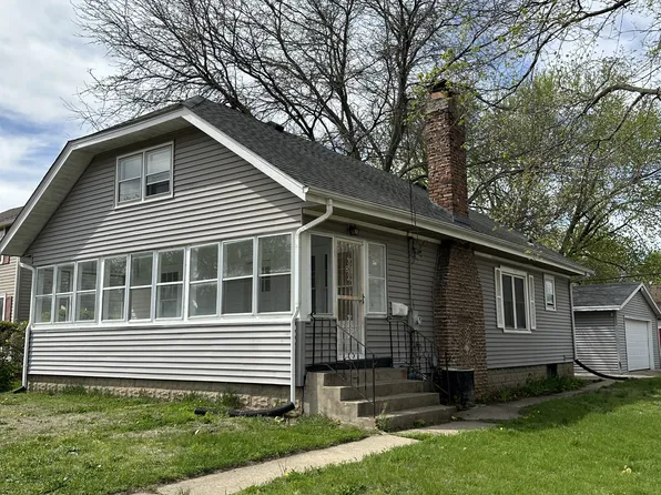 2903 Knight Ave, Rockford, IL 61101