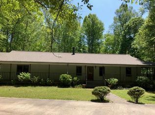 13055 Hamilton Rd, Chattahoochee Hills, GA 30268