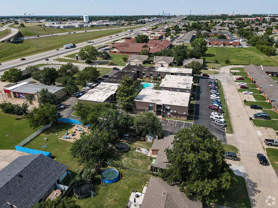 Chalet Apartments