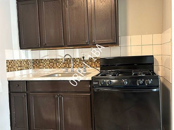 5th image of 12531 S Ashland Ave #4