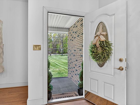 3rd image of 182 Mikes Knob Ln