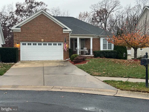 5727 W Kesslers Xing, Fredericksburg, VA 22407