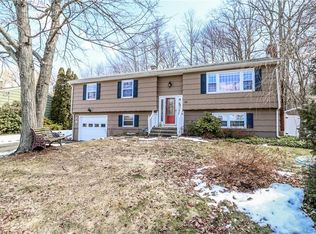 90 Lance Ln, Milford, CT 06460