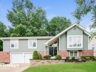 633 Crofton Circle Ct, Ballwin, MO, 63021