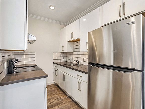 4th image of 1829 6th Ave APT 102