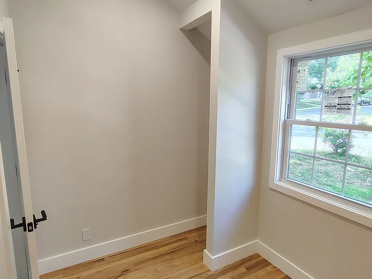 14 East Ave — Photo 7