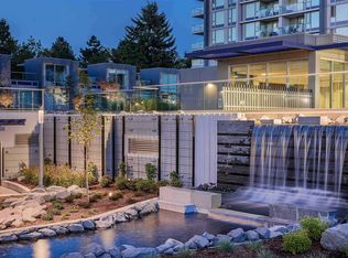 13696 100th Ave #301, Surrey, BC V3T 0L5