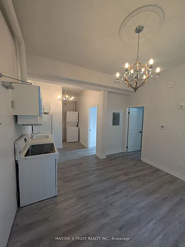 54 Main St S #4 Photo 1