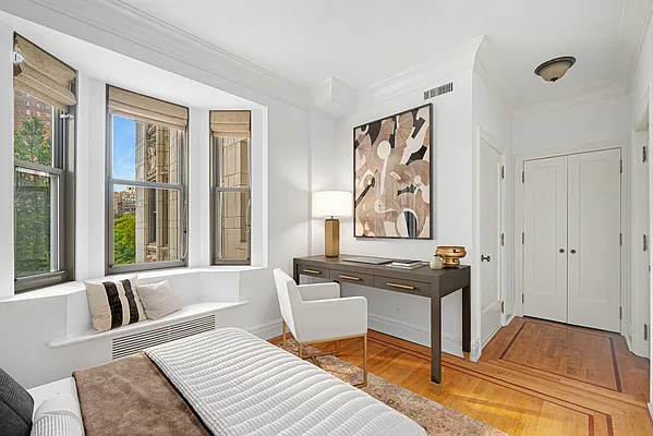 Rented by Compass | media 16