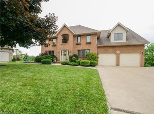 2106 Jeannette Ct, Sandusky, OH 44870