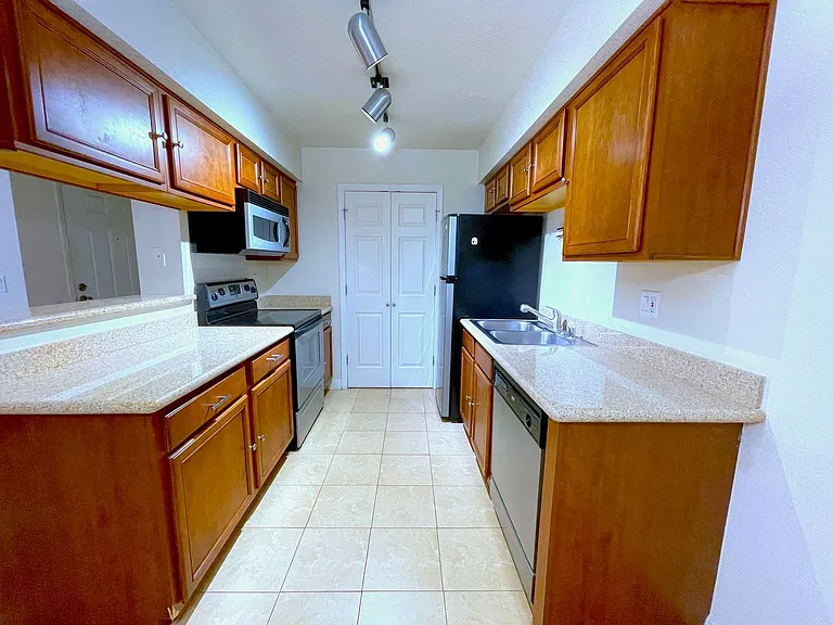 3135 S Mojave Rd #156 — Photo 6