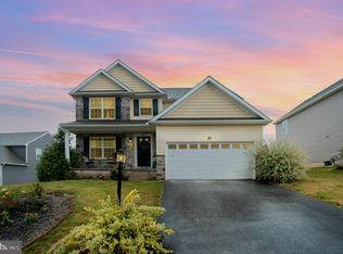 230 Joshua Dr, York, PA 17404