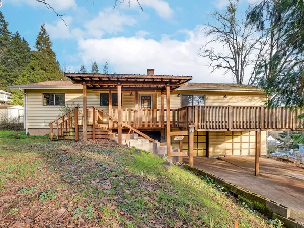 76483 Douglas St, Oakridge, OR 97463