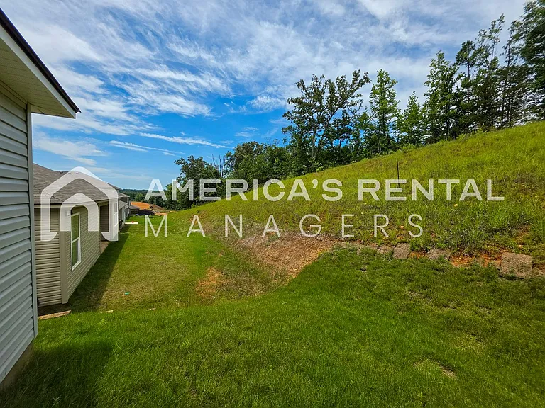 64 Trophy Loop — Photo 34