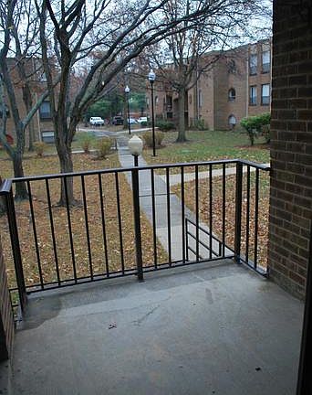 5th image of 18 Silverwood Cir APT 5
