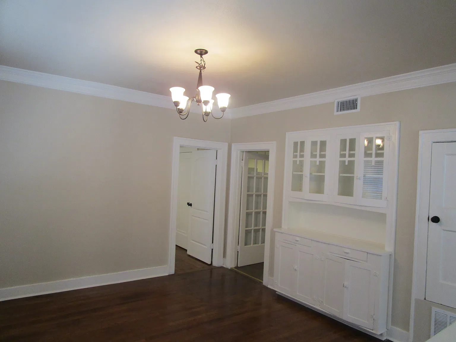 2 bed, 1300 sqft, $1,350 — Photo 4