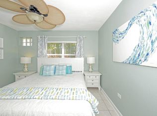 341 8th St, Key Colony, FL 33051