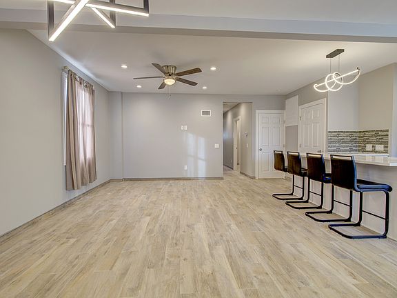 5th image of 311 W Market St Floor 1