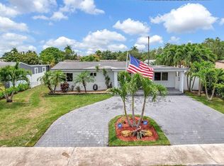 1420 NE 11th St, Homestead, FL 33033