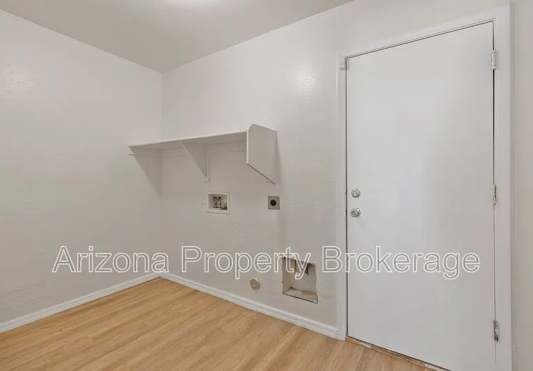 31567 N Cactus Dr — Photo 16