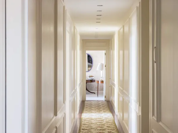 435 East 52nd Street image 14 of 21