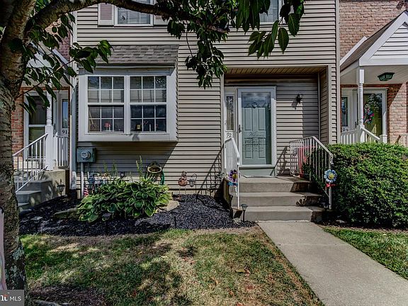 2nd image of 92 Louis James Ct
