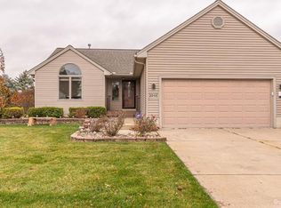 2956 Wildwood Ct, Saline, MI 48176