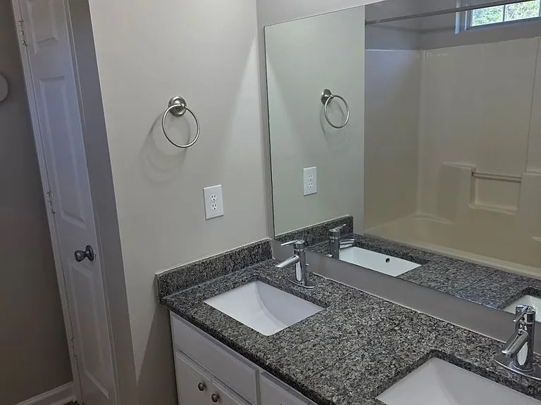1118 Pyburns Pl — Photo 12