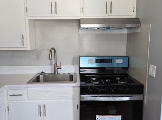 55 Burbank Ave APT 2, Ypsilanti, MI 48198