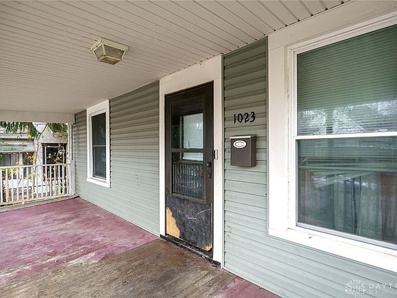 4th image of 1023 Garfield Ave