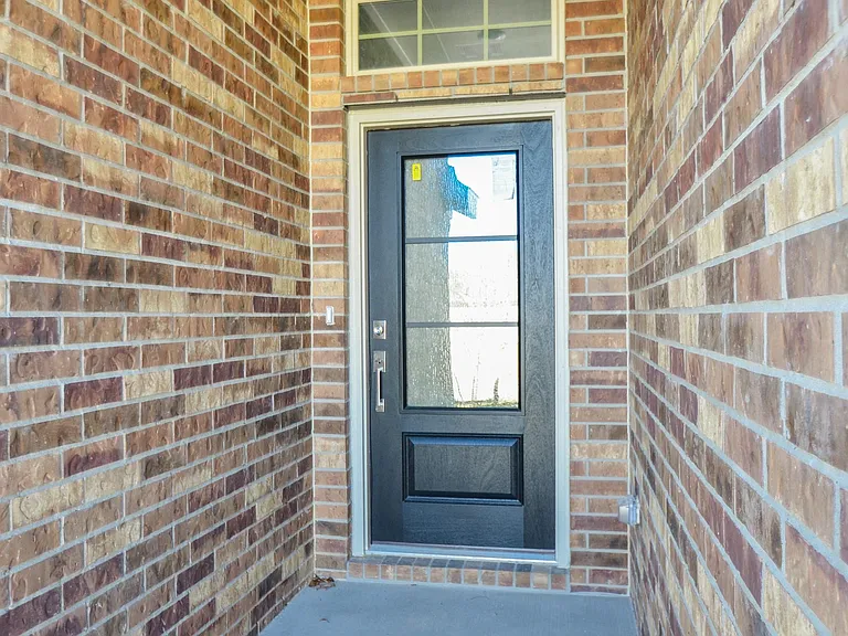3106 Stonebriar Dr — Photo 3